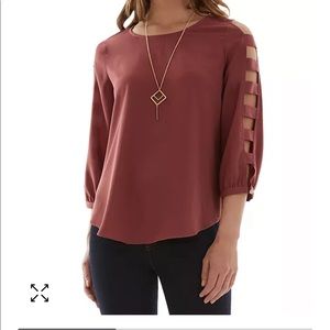 Cut out sleeves top